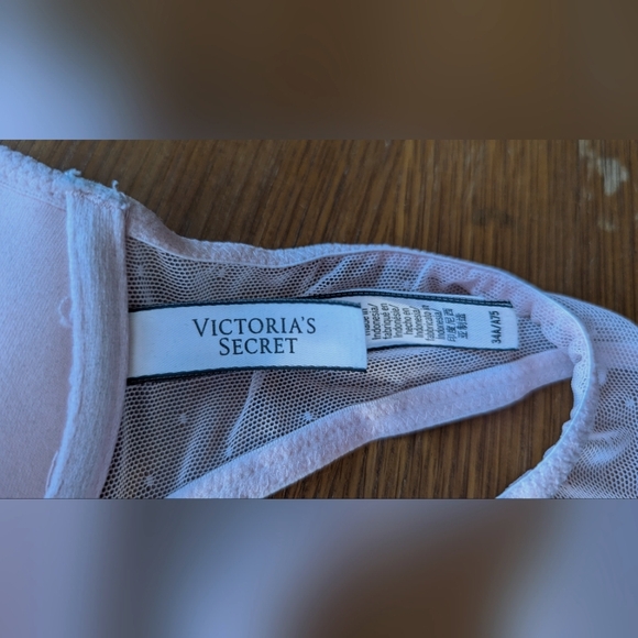 Light pink Victoria's Secret Bra - Picture 2 of 2